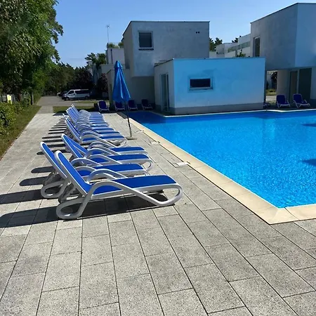 Basen&spa Lägenhet *